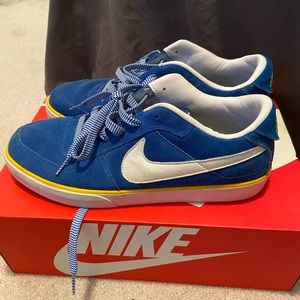 NIKE 6.0 MAVRK QS LOW BLUE SAPPHIRE/WHT-VRSTY MZ